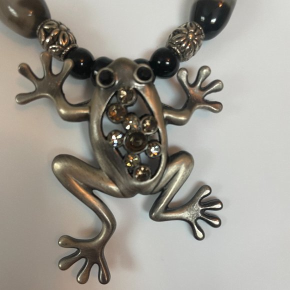 Frog Fashion Necklace black gray toggle clasp NEW - Picture 3 of 7